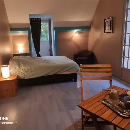 Bed & Breakfast En Plein Coeur De La Foret *